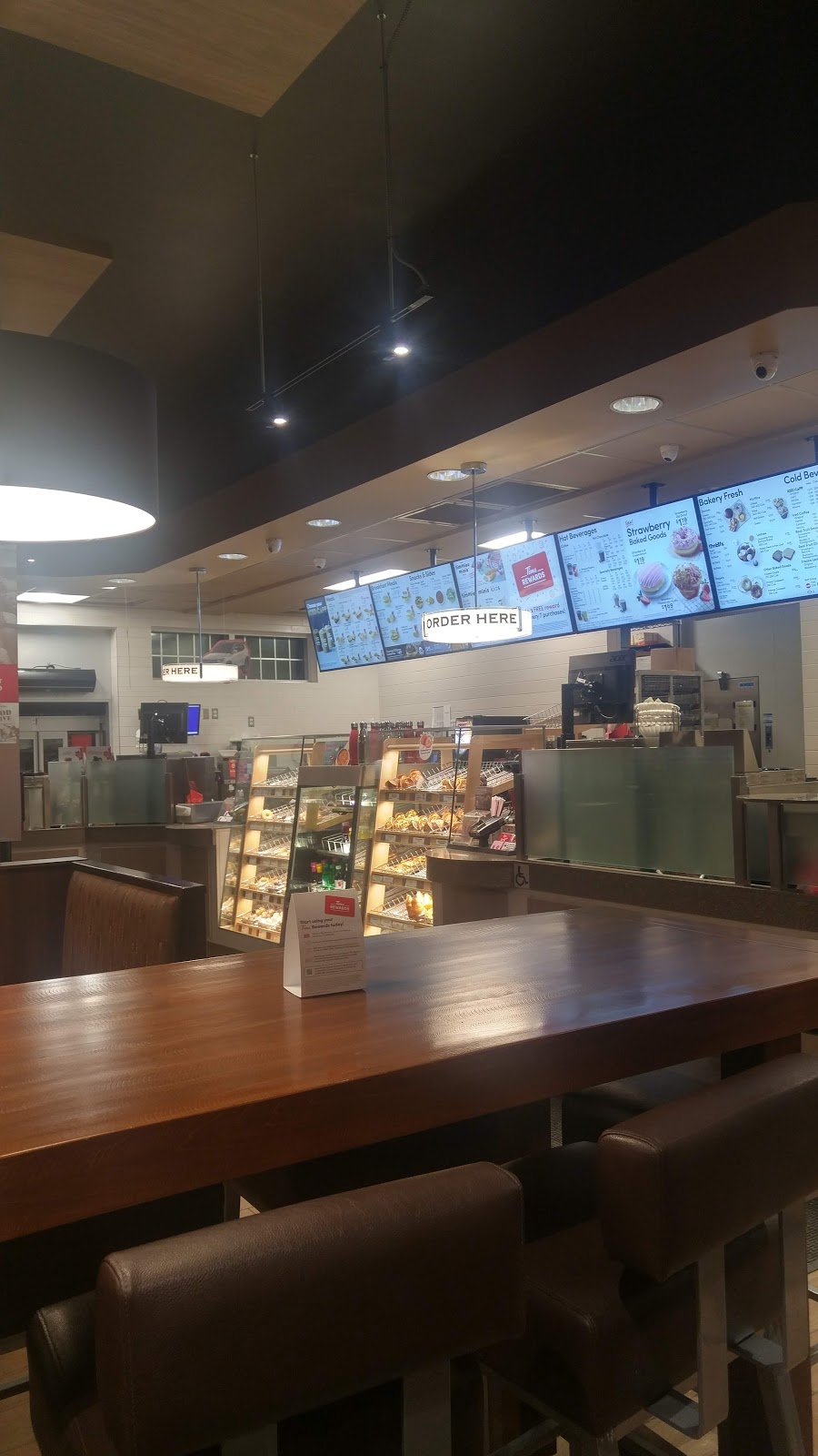 Tim Hortons | 8900 ON-11, Orillia, ON L3V 6H3, Canada | Phone: (705) 329-4874