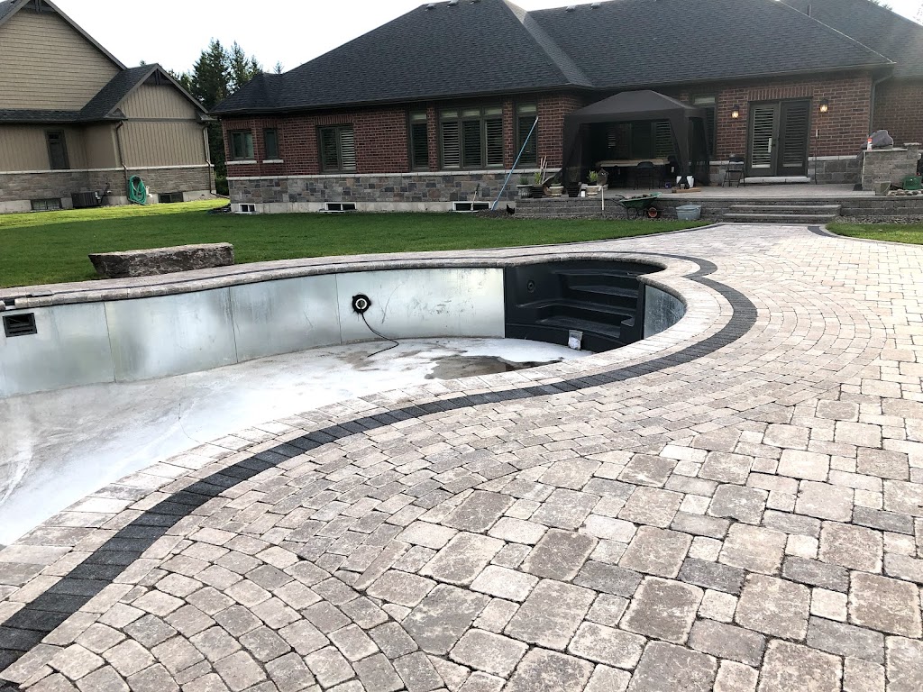 Creative Nature Exteriors | 6 Pebble Beach Dr, Cobourg, ON K9A 2C3, Canada | Phone: (905) 207-0057