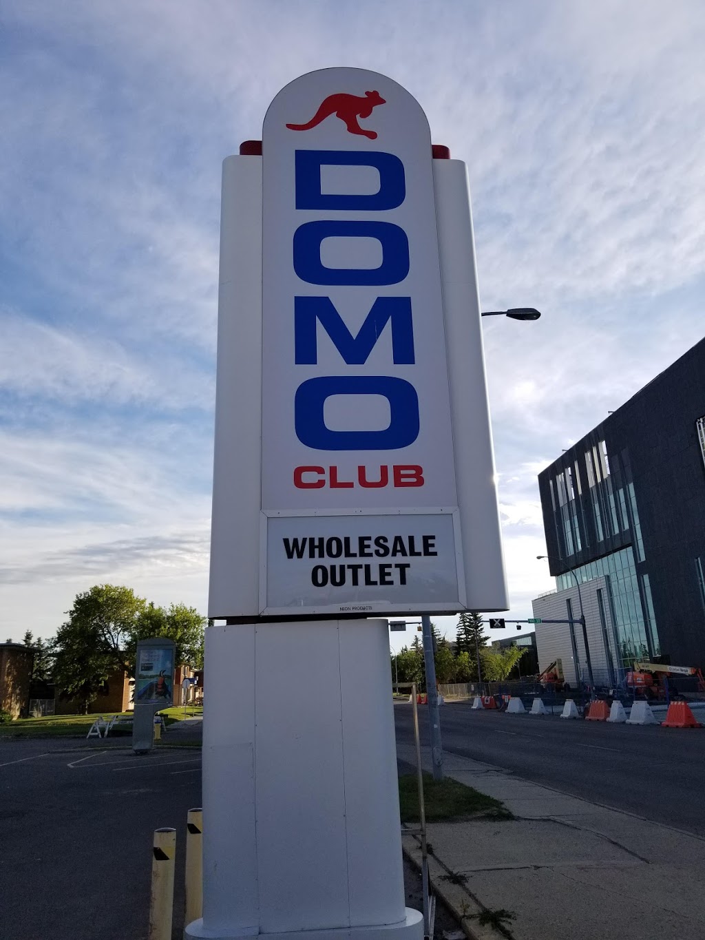 Domo | 10139 Princess Elizabeth Ave NW, Edmonton, AB T5G 0X9, Canada | Phone: (780) 421-1614