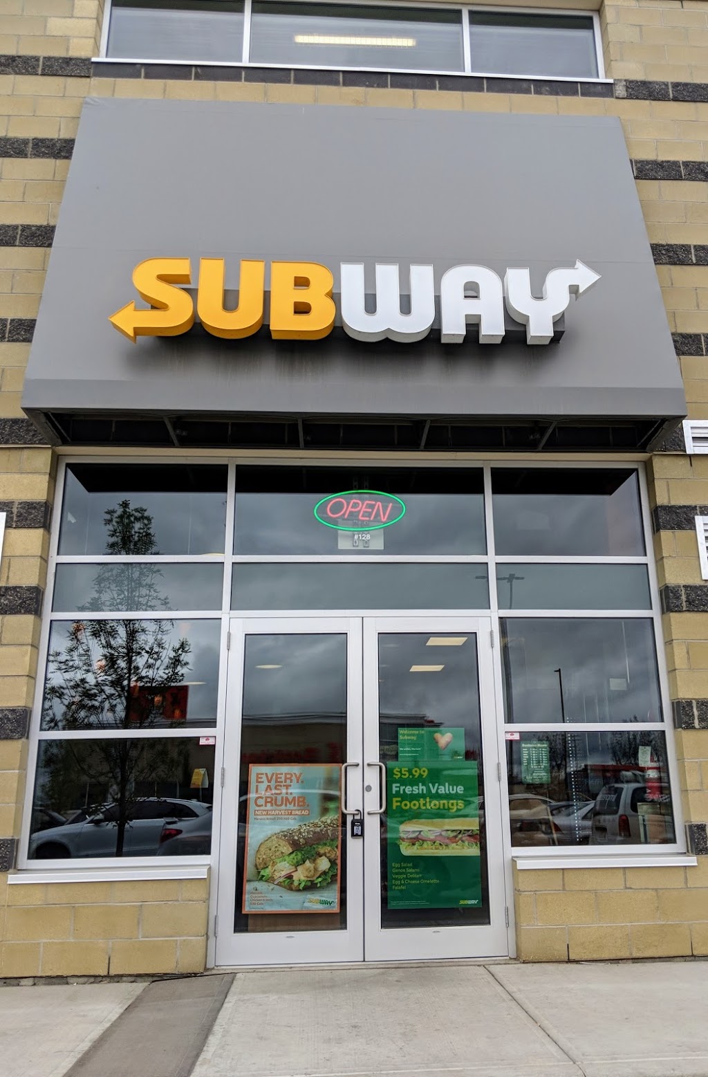 Subway | Crossing, 65 Sage Hill Plaza NW #128, Calgary, AB T3A 0E2, Canada | Phone: (403) 453-1985