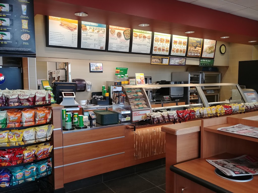 Restaurant SUBWAY | 150 Rue Angus S #3, East Angus, QC J0B 1R0, Canada | Phone: (819) 832-1414