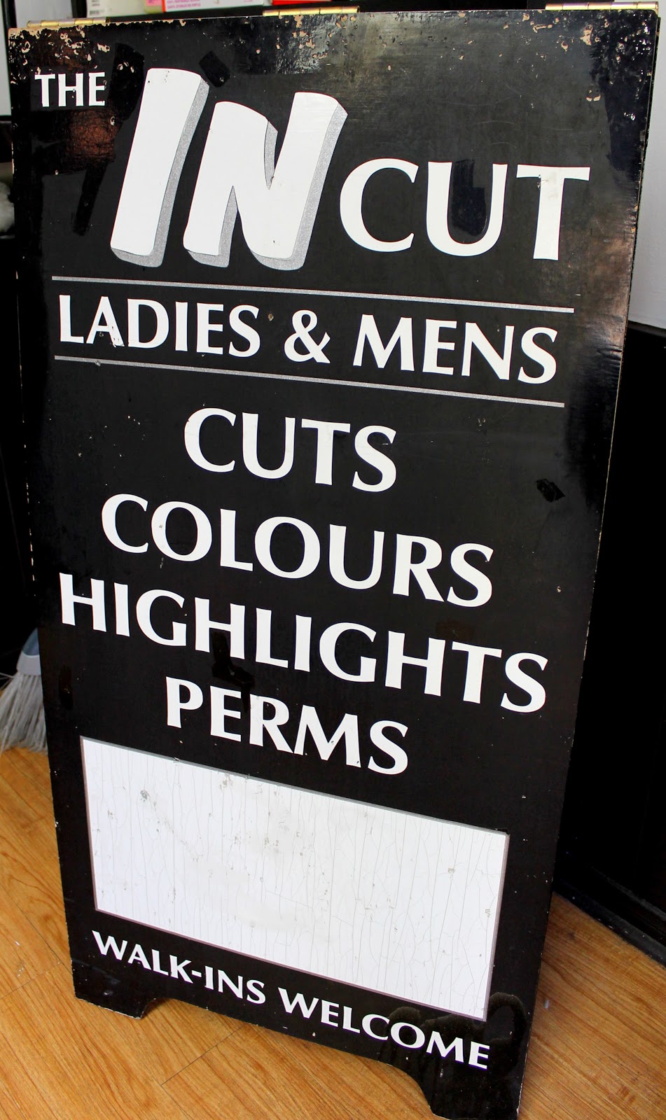 The in Cut | 7 7 Howard, Toronto, ON M4X 1J4, Canada | Phone: (416) 921-0095