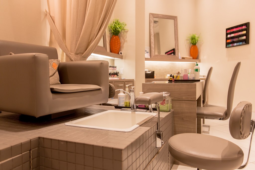 LAttitudes Salon & Spa | 221 Glendale Ave, St. Catharines, ON L2T 2K9, Canada | Phone: (905) 688-0101