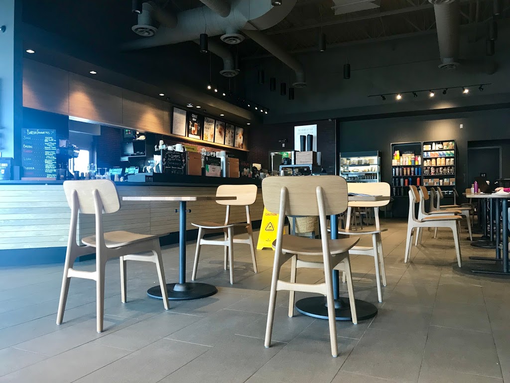 Starbucks | 17285 Leslie St, Newmarket, ON L3Y 0A4, Canada | Phone: (289) 338-2603