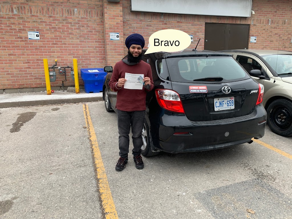 Bravo Driving Instructors | 1602 Dellbrook Ave, Pickering, ON L1X 2N2, Canada | Phone: (647) 643-8593