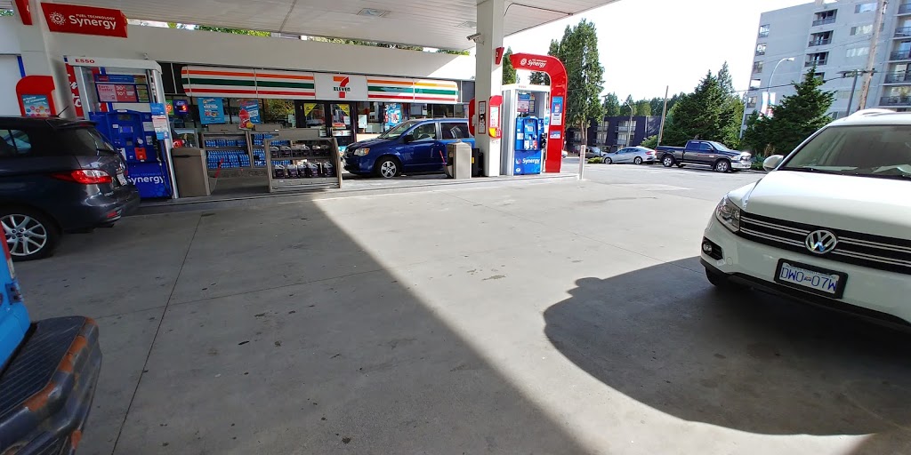 Esso | 736 6th Ave, New Westminster, BC V3M 2B4, Canada | Phone: (604) 540-8032