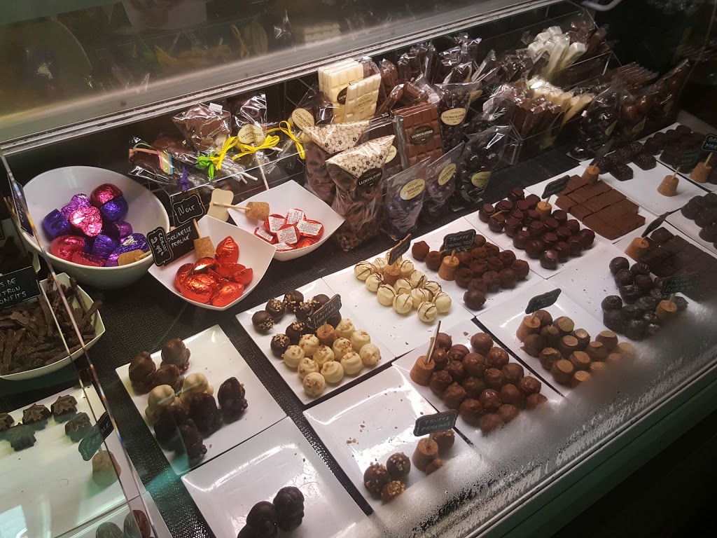 La Chocolaterie du Vieux-Beloeil | 960 Rue Laurier, Beloeil, QC J3G 4K9, Canada | Phone: (450) 446-4100