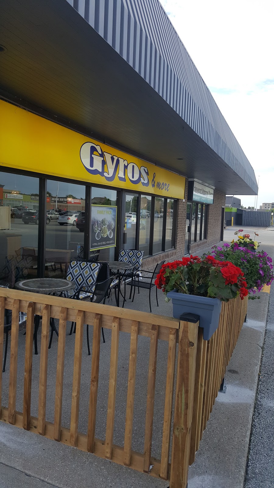 Gyros & More | 400 Manning Rd #5, Windsor, ON N8N 3N7, Canada | Phone: (519) 739-9200