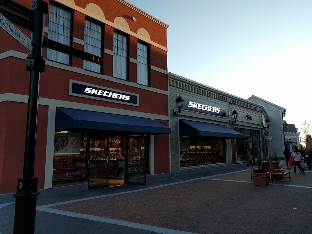SKECHERS Factory Outlet | 7899 Templeton Station Rd, Richmond, BC V7B 0B7, Canada | Phone: (604) 278-7590