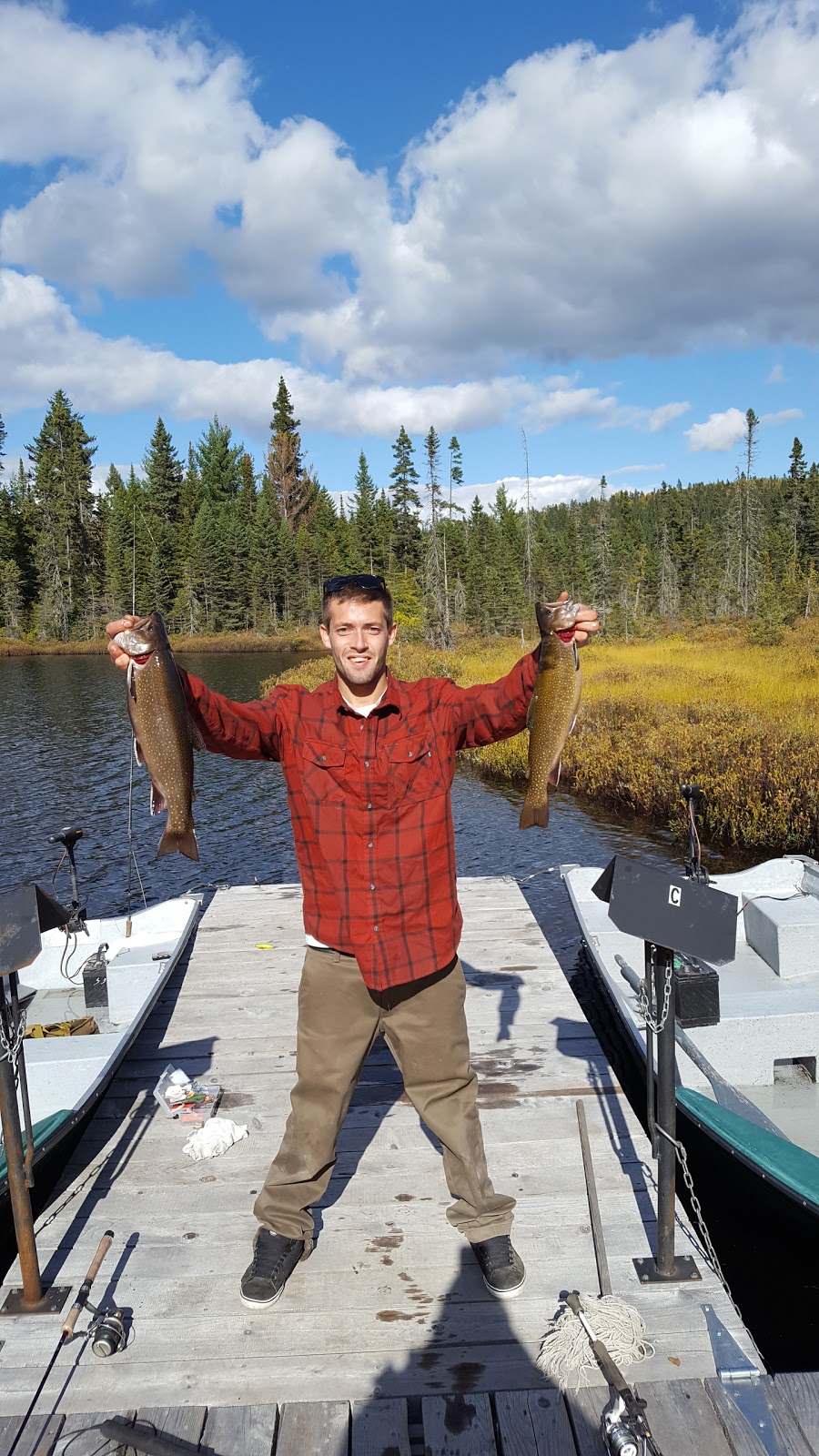 Pourvoirie Auberge La Barrière | 1000 Chemin du Club la Barrière, Sainte-Émélie-de-lÉnergie, QC J0K 2K0, Canada | Phone: (450) 884-5748