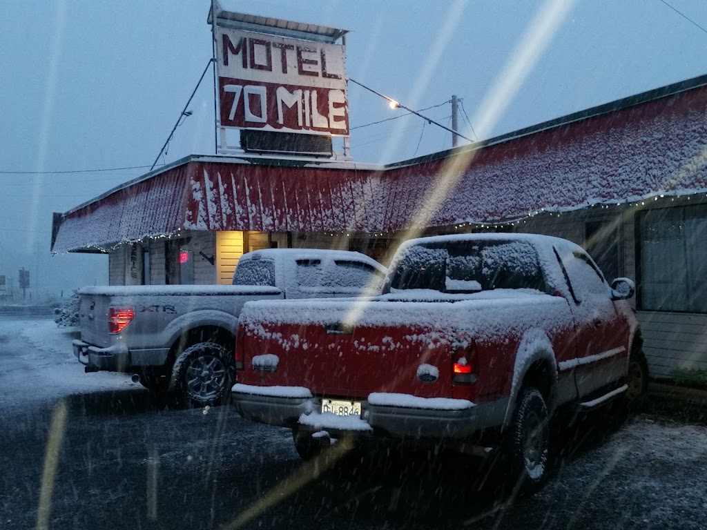 70 Mile Motel | 1549 BC-97, 70 Mile House, BC V0K 2K0, Canada | Phone: (250) 456-7500