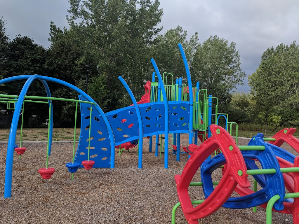 Parc Fonrouge Kid Playground | Longueuil, QC J4L, Canada