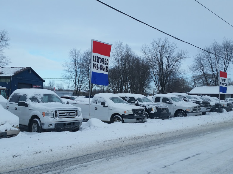 Trillos Auto Sales | 1938 River Rd, London, ON N5W 6C2, Canada | Phone: (519) 777-8072