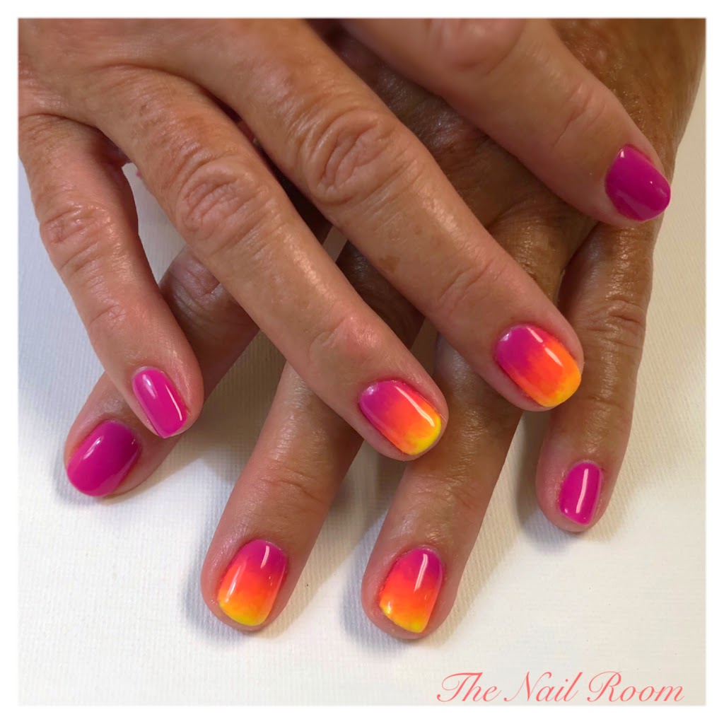 The Nail Room | 5 Beck Blvd, Penetanguishene, ON L9M 1C1, Canada | Phone: (705) 543-9753