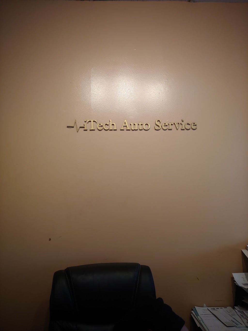 iTech Auto Service inc | 9 Millwick Dr, North York, ON M9L 1Y4, Canada | Phone: (647) 428-7600