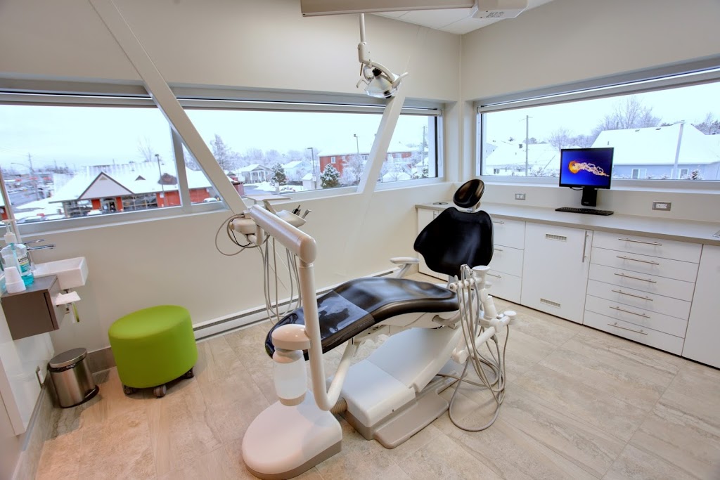 Eclipse Dentisterie | 1151 Boulevard Curé-Labelle #200, Blainville, QC J7C 2N2, Canada | Phone: (450) 435-3675