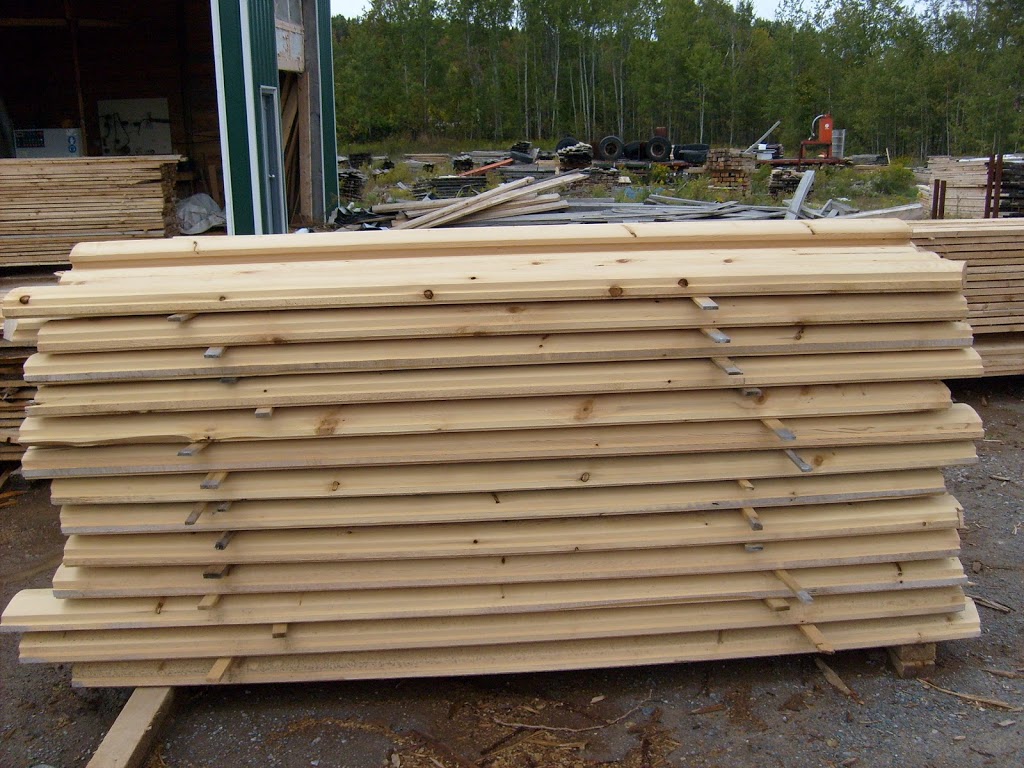 Richard Lutes Cedar Inc. | 2461 Asphodel 10th Line, Norwood, ON K0L 2V0, Canada | Phone: (705) 639-5700