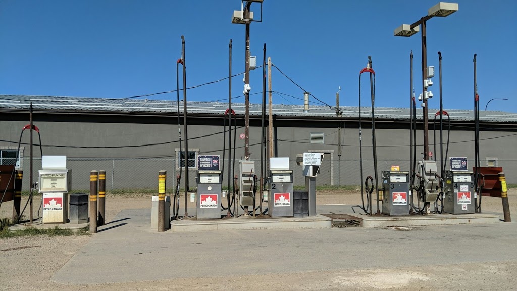 Petro Pass Truck Stop - Wetaskiwin, AB | 5020 56 St, Wetaskiwin, AB T9A 1V9, Canada | Phone: (780) 361-7050