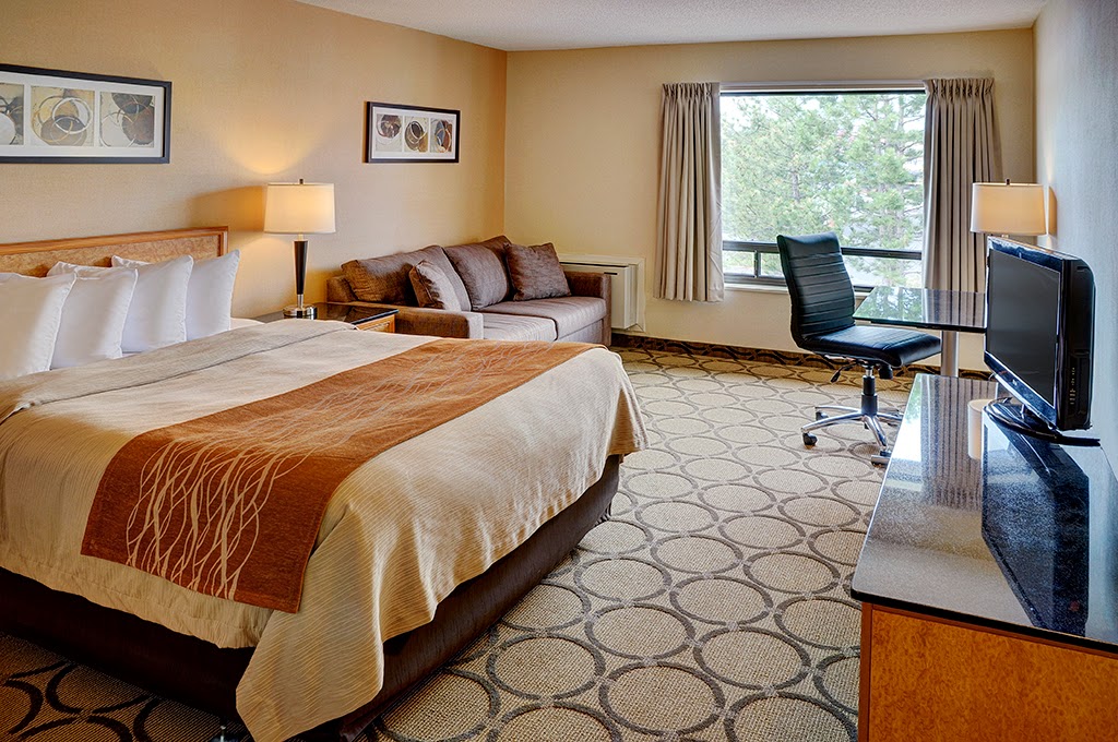 Comfort Inn Orillia | 75 Progress Dr, Orillia, ON L3V 6H1, Canada | Phone: (705) 327-7744