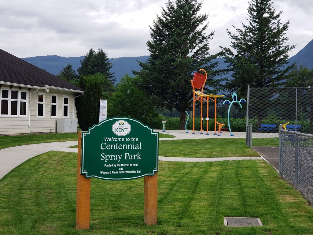 Centennial Spray Park | 6660 Pioneer Ave, Agassiz, BC V0M 1A3, Canada | Phone: (604) 796-8891