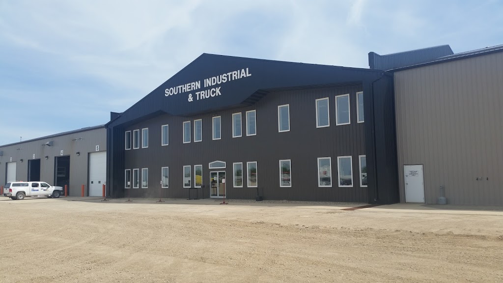 Southern Industrial & Truck Ltd | 300 South Side Hway 13 & 39, S Service Rd, Weyburn, SK S4H 2K7, Canada | Phone: (306) 842-2422