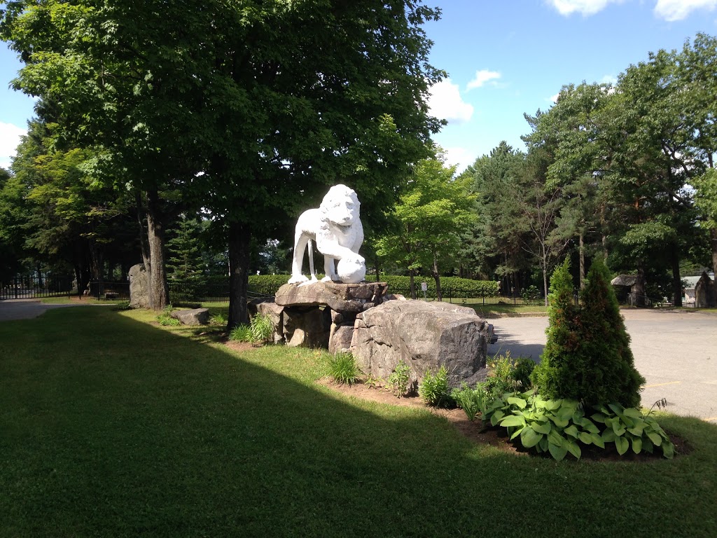 Presbytère Sainte-Thècle | 331 SAINT-JACQUES, Sainte-Thècle, QC G0X 3G0, Canada