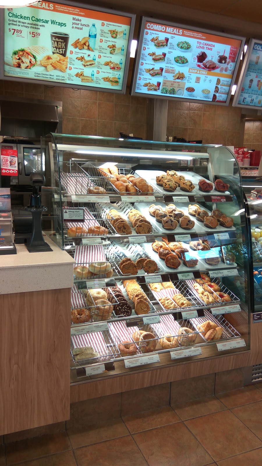Tim Hortons | 601 Victoria St W, Whitby, ON L1N 0E4, Canada | Phone: (905) 666-0834