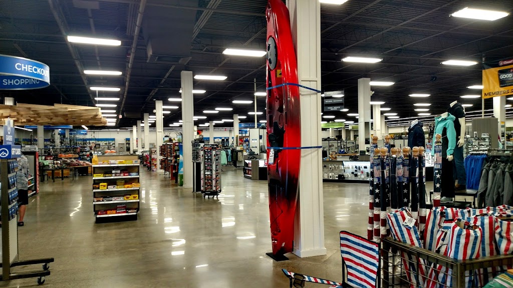 Gander Outdoors of Tonawanda | 880 Young St, Tonawanda, NY 14150, USA | Phone: (716) 743-2300