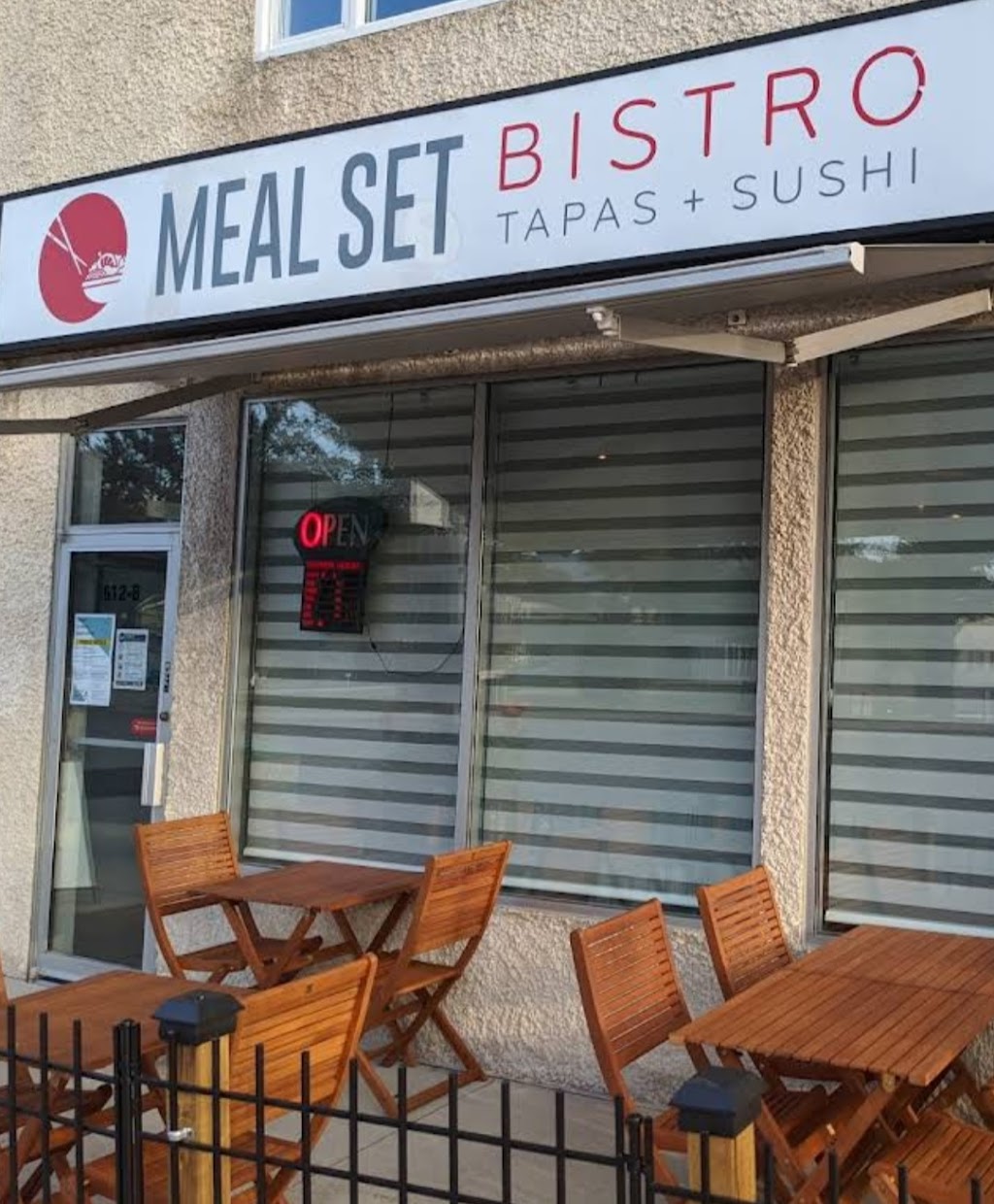 Meal Set Bistro | 612 Academy Rd, Winnipeg, MB R3N 0E6, Canada | Phone: (204) 414-8088