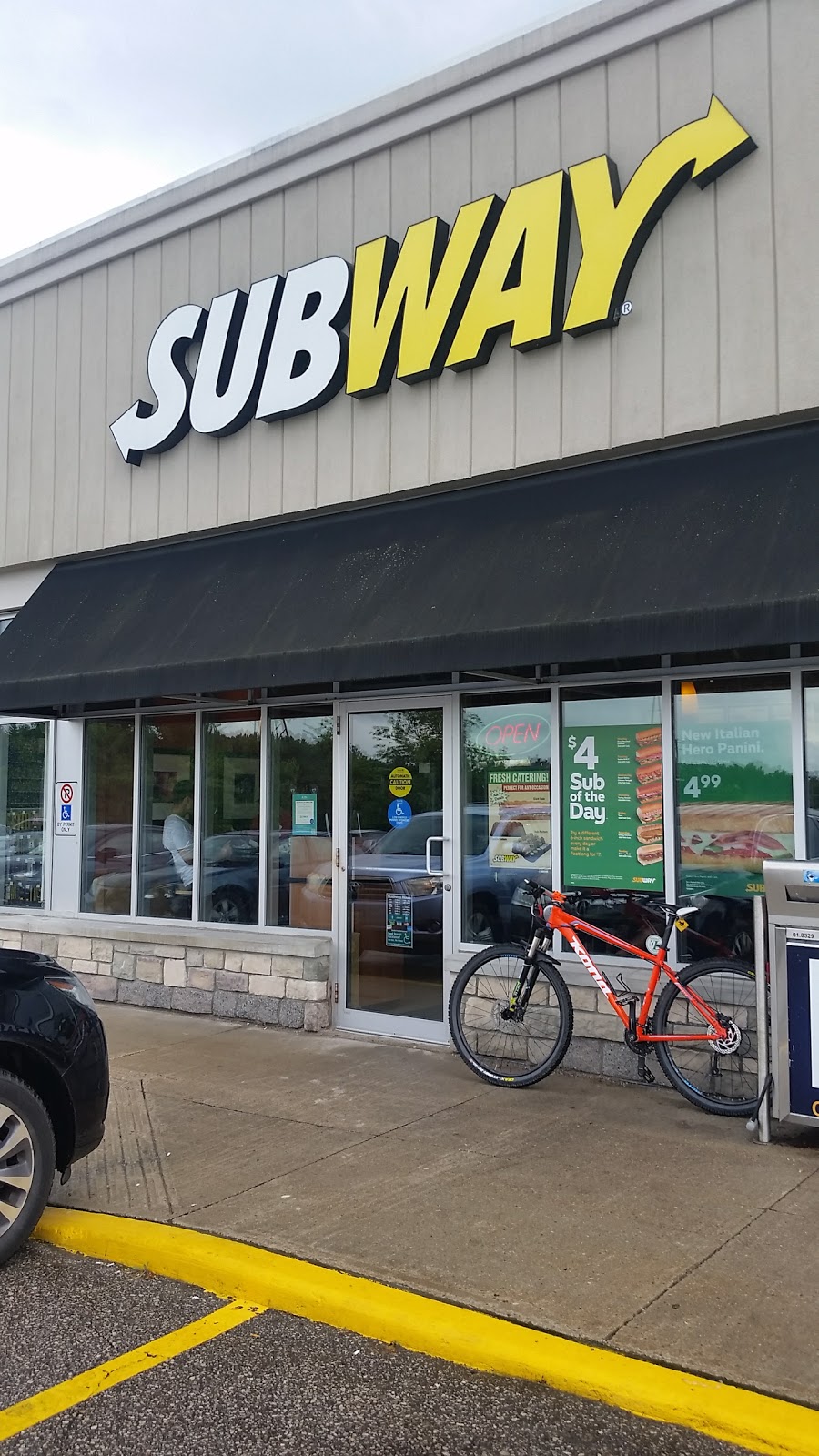 Subway | 351 Talisman Dr, Gravenhurst, ON P1P 0A7, Canada | Phone: (705) 687-4000