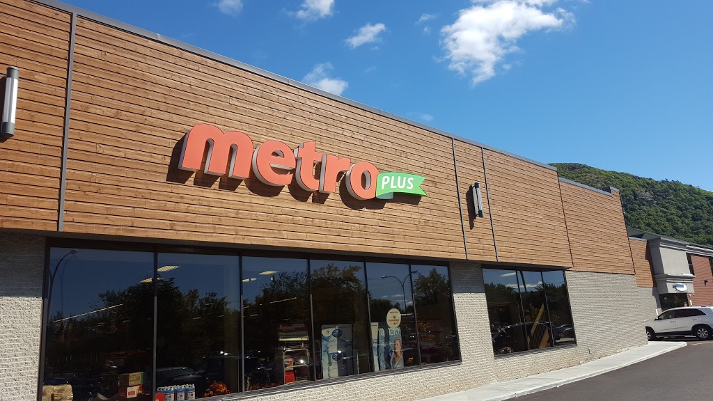 Metro Plus Riendeau St-Hilaire | 345 Boulevard Honorius-Charbonneau, Mont-Saint-Hilaire, QC J3H 5H6, Canada | Phone: (450) 467-8977