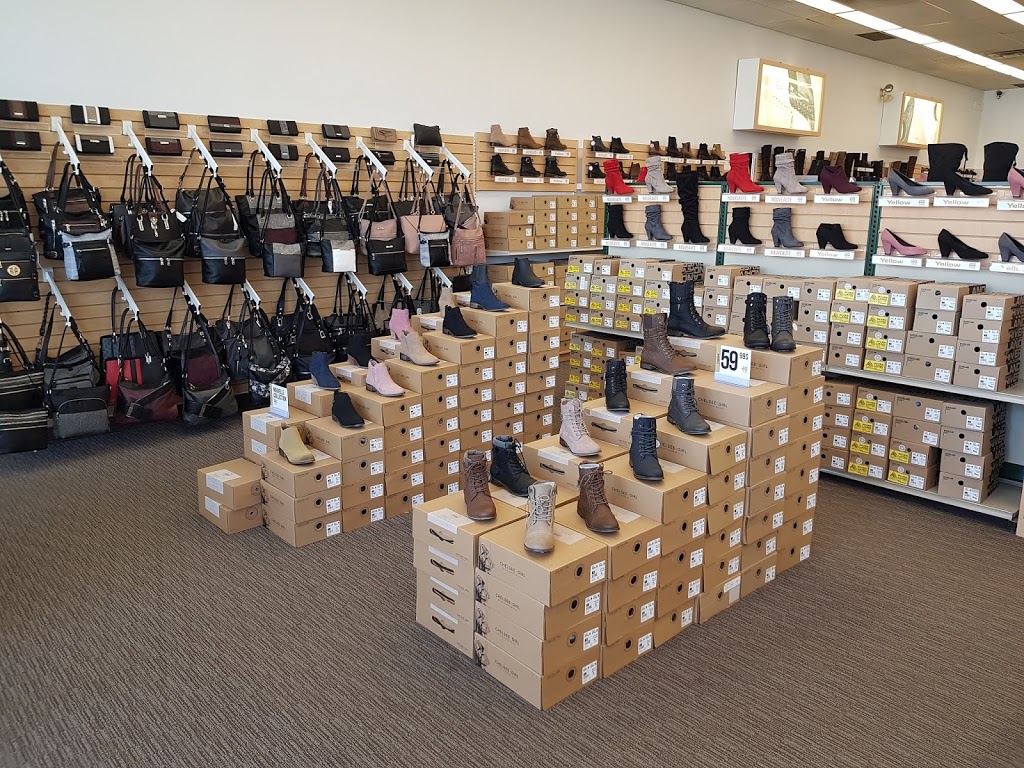 Chaussures Yellow | 418 Route Chassé, Sainte-Marie, QC G6E 1C7, Canada | Phone: (418) 387-6864