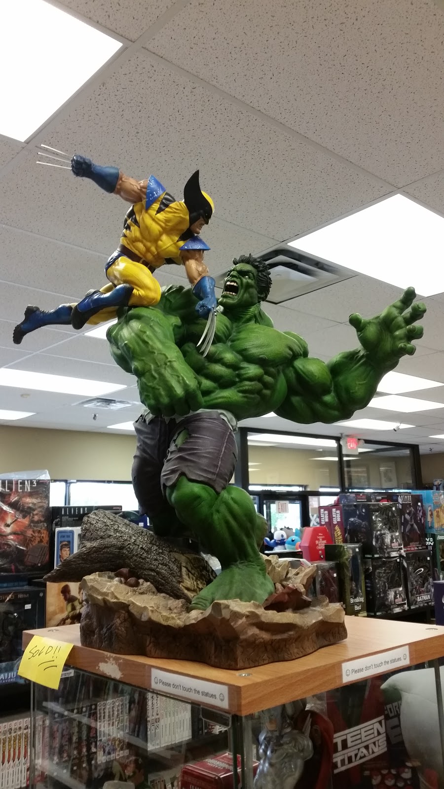 Comic Readers | 4603 Albert St, Regina, SK S4S 6B6, Canada | Phone: (306) 586-1414