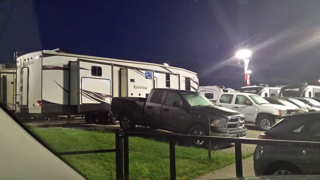 CampMart RV | Barrie | 2060 Commerce Park Dr, Innisfil, ON L9S 4A3, Canada | Phone: (705) 881-4771