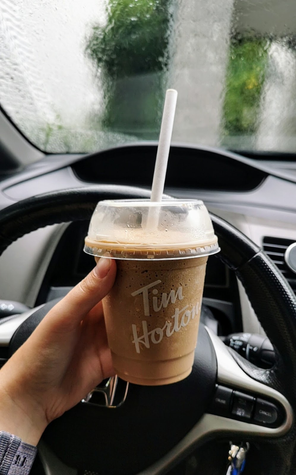 Tim Hortons | 2520 Bd du Curé-Labelle, Laval, QC H7T 1R7, Canada | Phone: (450) 686-2029