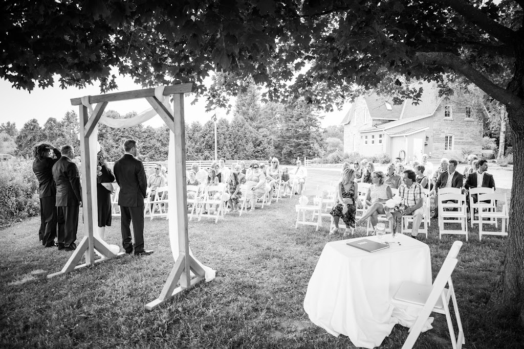 The Farmstead Weddings & Events | 530 Drive-in Rd, Pembroke, ON K8A 6W4, Canada | Phone: (613) 401-6958