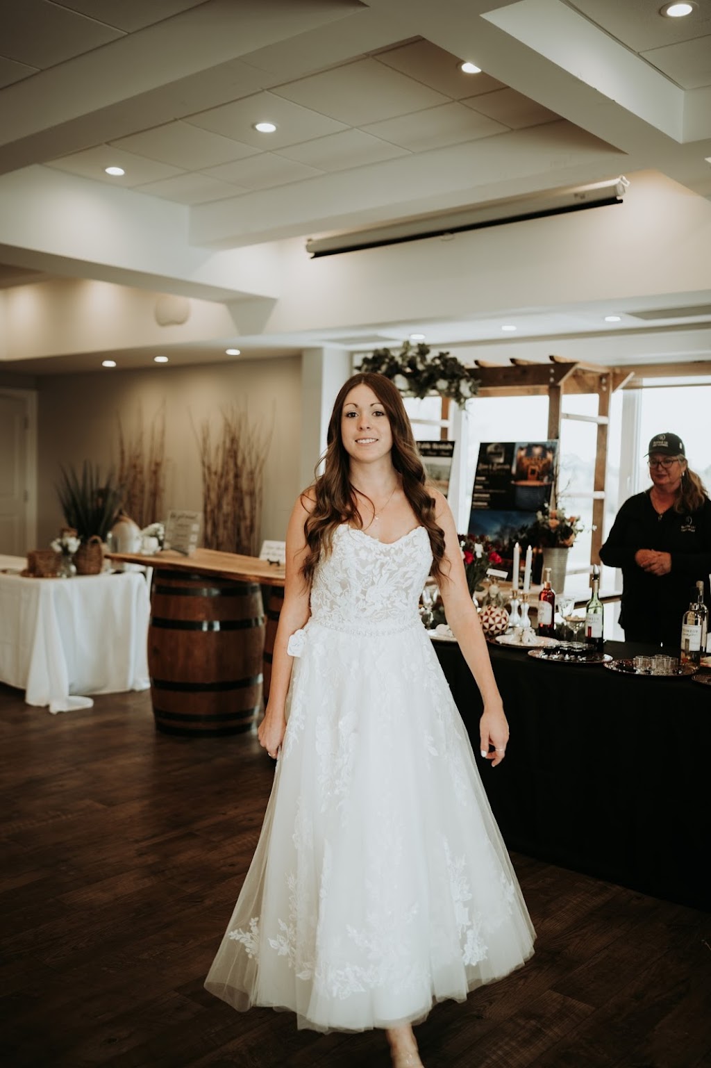 Pure Elegance Bridal | 733 Goderich St Unit 1, Port Elgin, ON N0H 2C0, Canada | Phone: (226) 453-2345