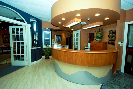 Terry Fox Dental Centre | 600 Terry Fox Dr, Kanata, ON K2L 4B6, Canada | Phone: (613) 599-8555