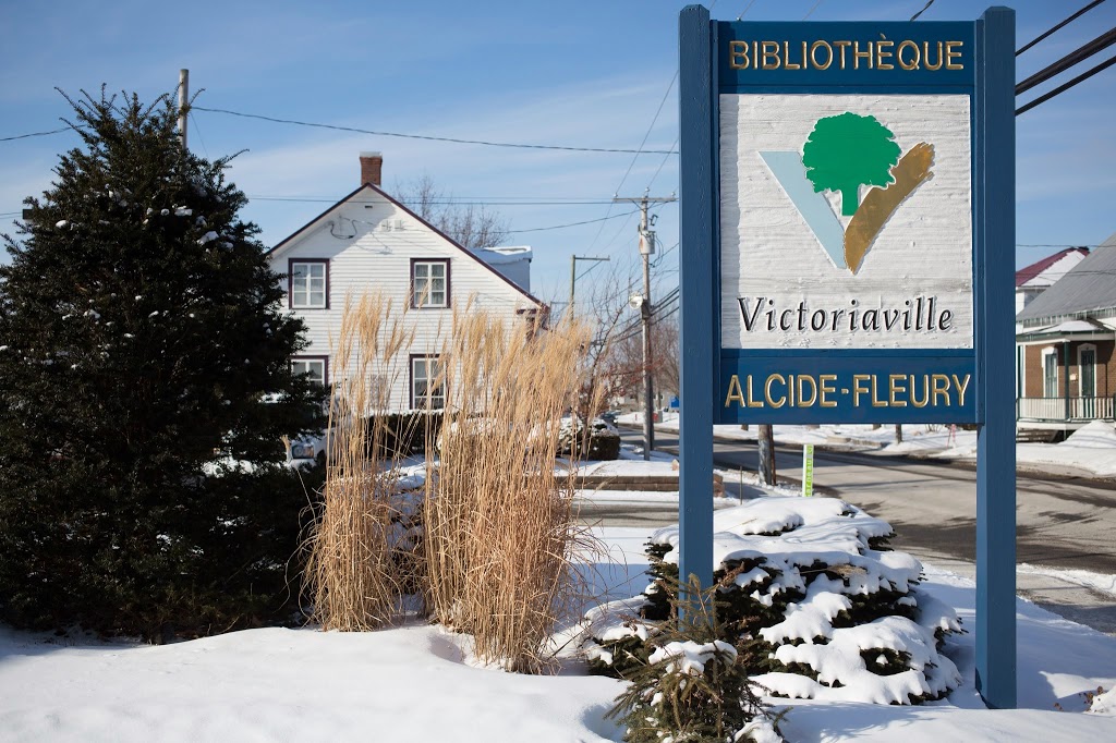 Library Alcide-Fleury | 841 Boulevard des Bois Francs S, Victoriaville, QC G6P 5W3, Canada | Phone: (819) 751-4511