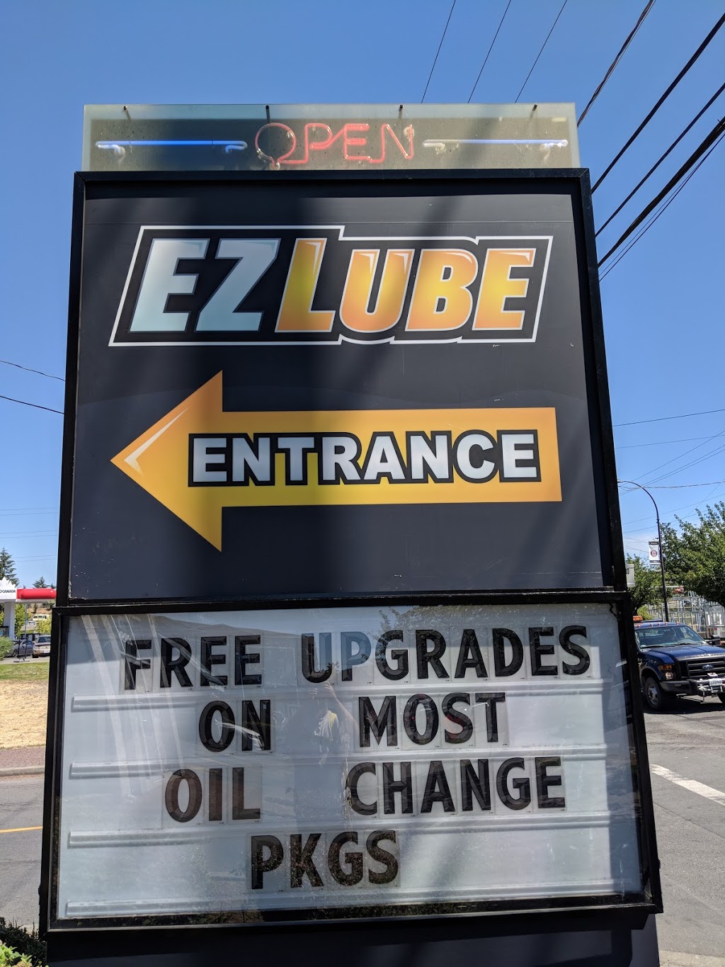 EZ Lube & Car Wash | 2988 Jacklin Rd, Victoria, BC V9B 3Y8, Canada | Phone: (250) 474-7133