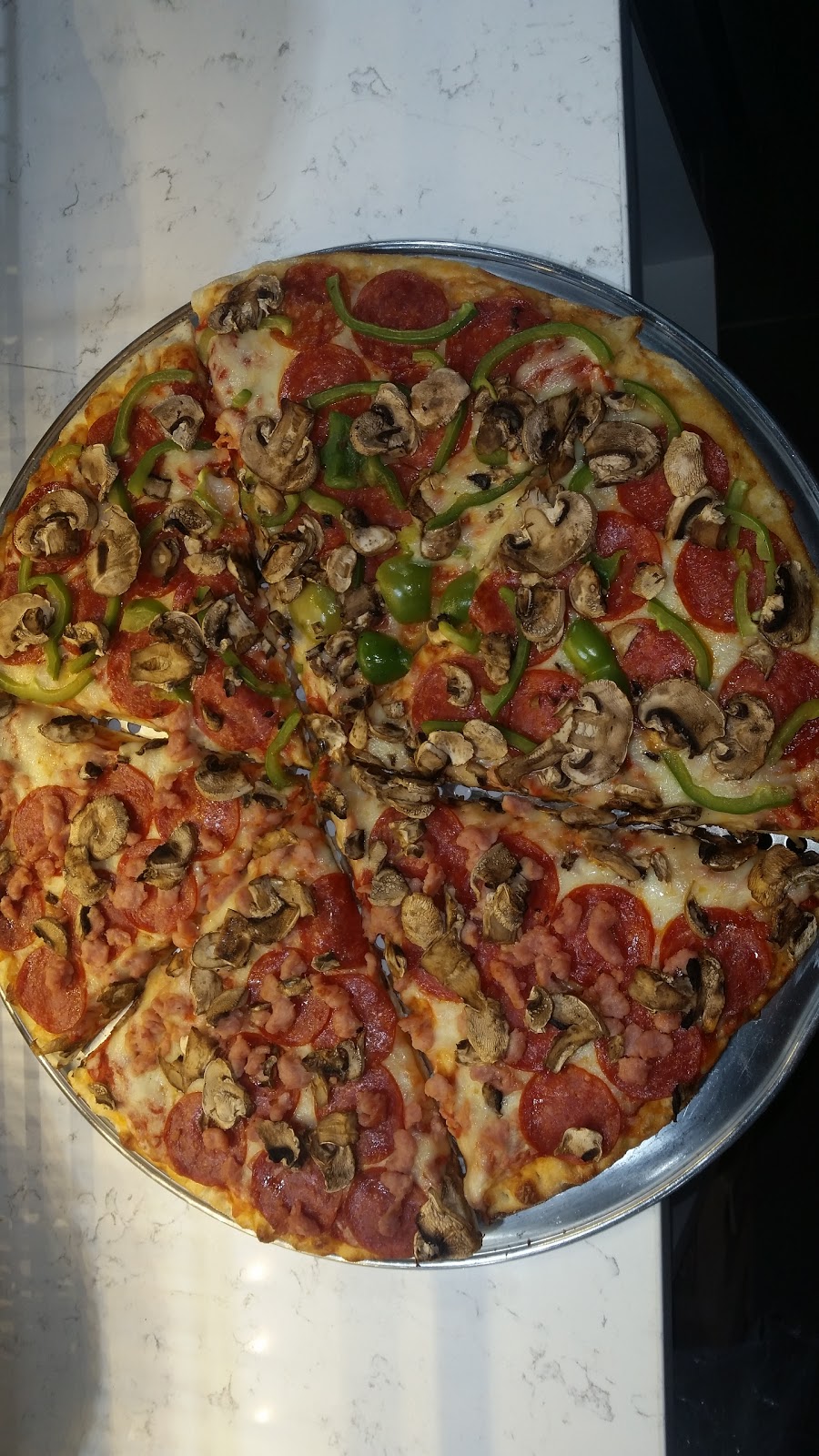 Pizza Pizza Aylmer | 504 Talbot St W, Aylmer, ON N5H 2T8, Canada | Phone: (519) 773-2234