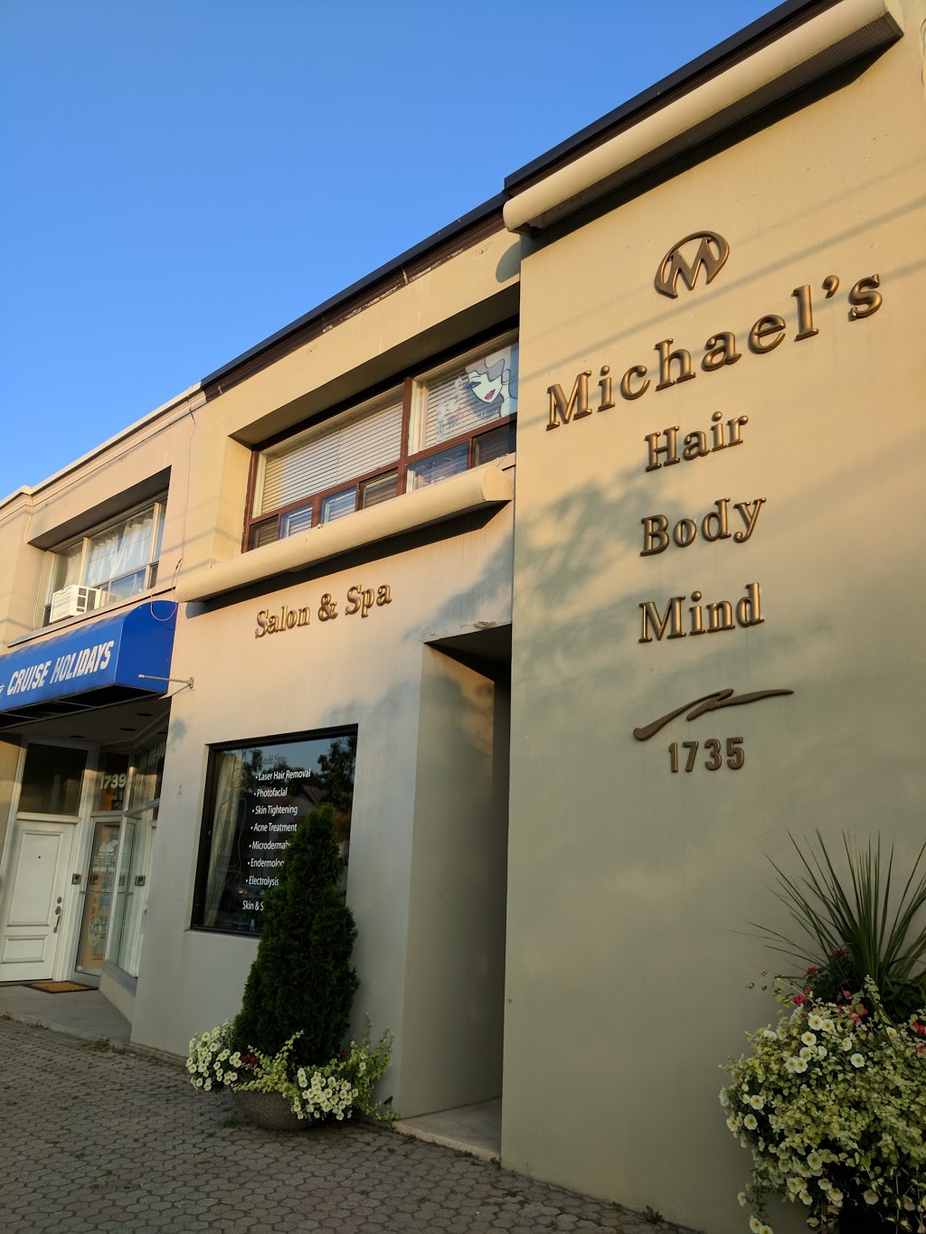 Michaels Hair Body Mind | 1735 Lakeshore Rd W, Mississauga, ON L5J 1J4, Canada | Phone: (905) 822-0112