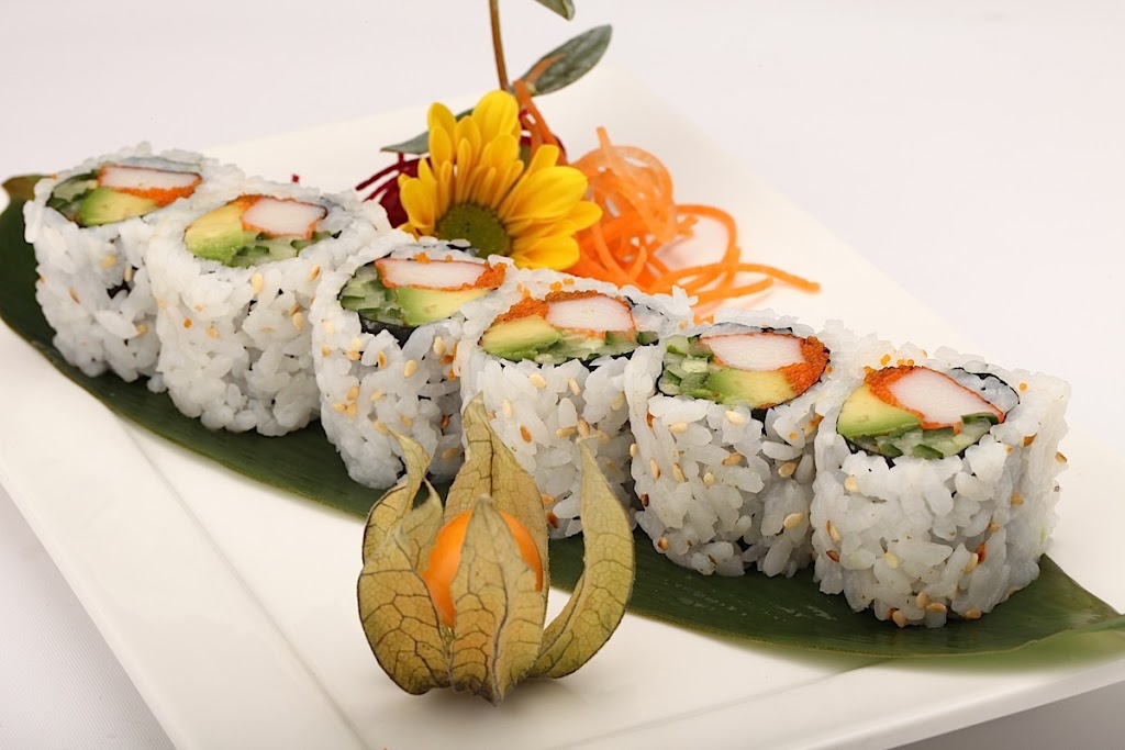 Orange Fish Sushi House | 1107 Lorne Park Rd, Mississauga, ON L5H 3A1, Canada | Phone: (905) 271-8880