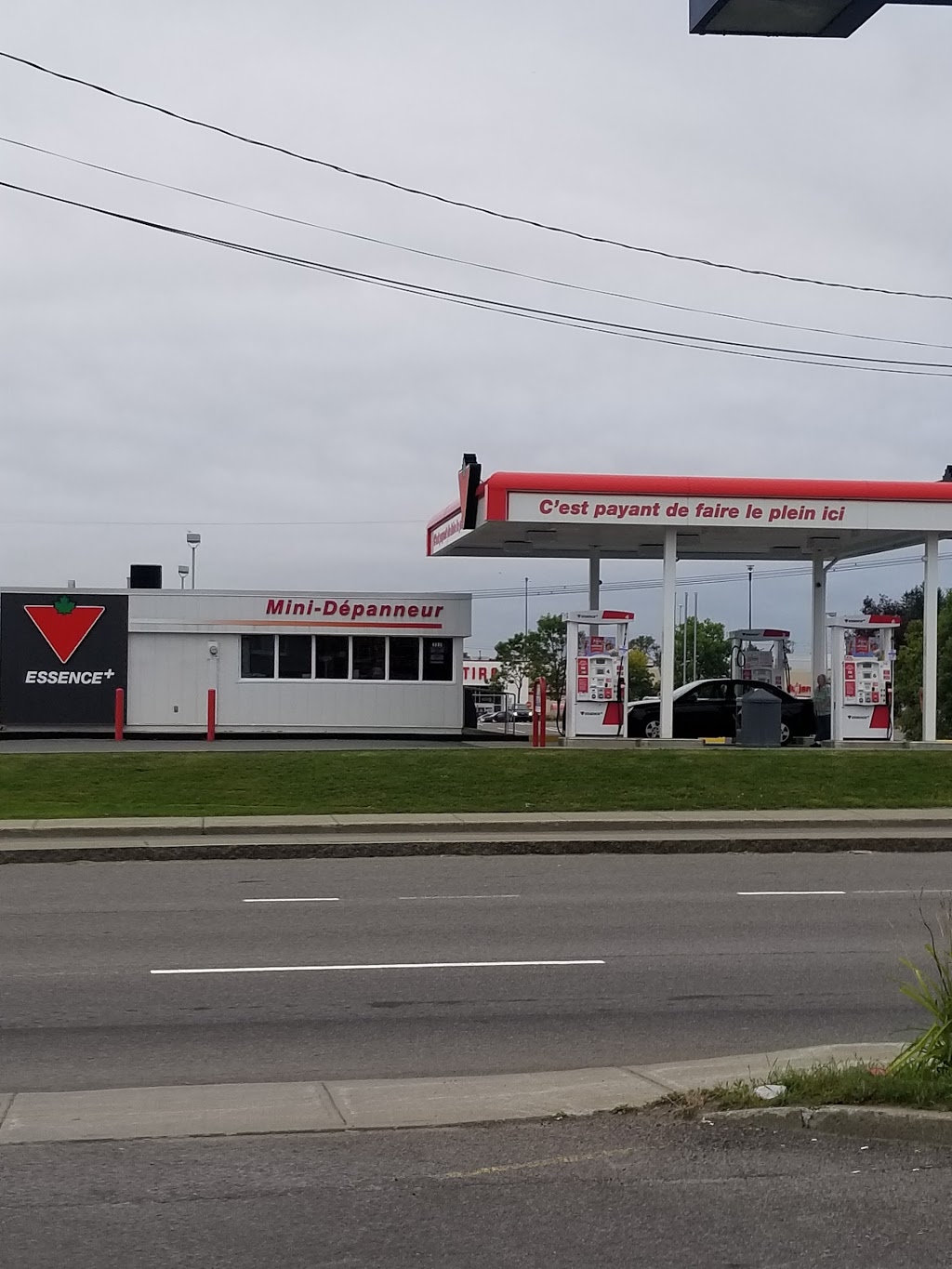 Essence+ de Canadian Tire | 4895 Boulevard de lOrmière, Québec, QC G1P 1K6, Canada | Phone: (418) 871-6218