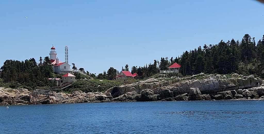 Brandy Pot Island Lighthouse | 200 Rue Hayward, Rivière-du-Loup, QC G5R 3Y9, Canada | Phone: (877) 867-1660