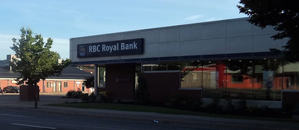 RBC Royal Bank | 664 Main St, Sussex, NB E4E 7H9, Canada | Phone: (506) 432-1620