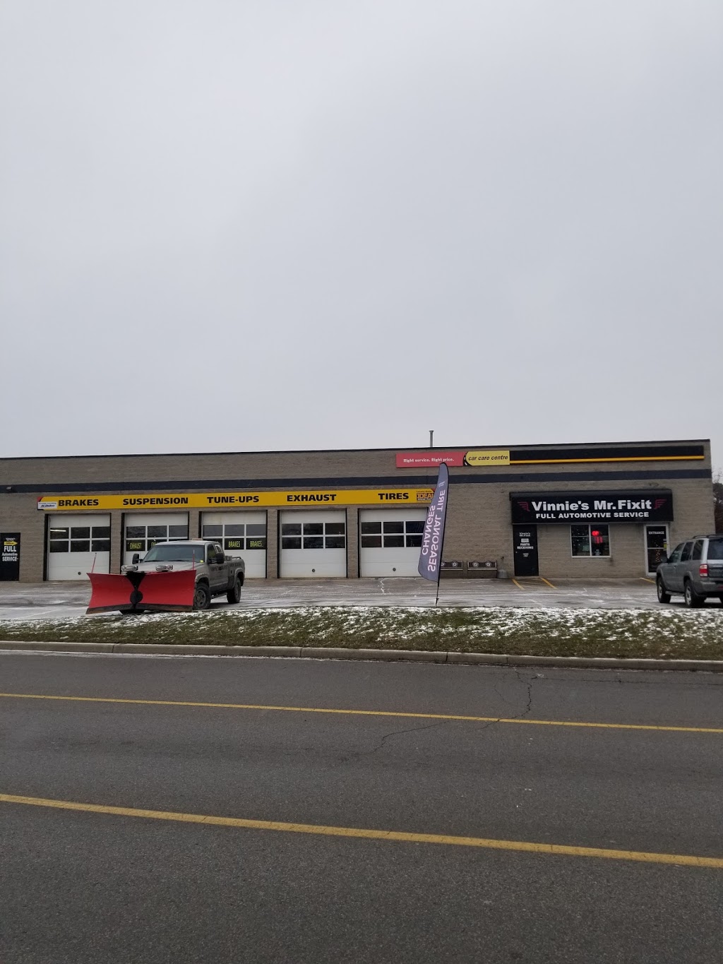 Vinnies Mr Fixit North | 41 Woodlawn Rd W #1, Guelph, ON N1H 1G8, Canada | Phone: (519) 821-1888