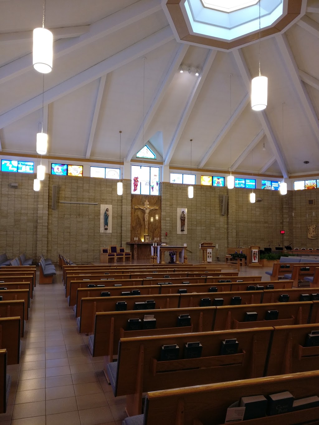 Holy Family Catholic Parish | 75 Poirier Ave, St. Albert, AB T8N 6A1, Canada | Phone: (780) 459-3694