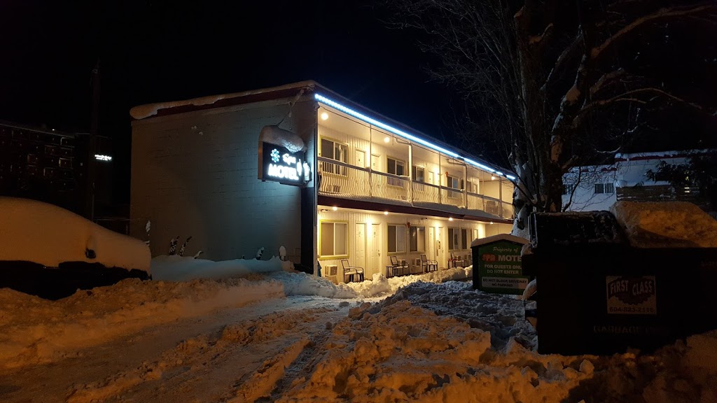 Harrison Spa Motel | 140 Esplanade Ave, Harrison Hot Springs, BC V0M 1K0, Canada | Phone: (604) 796-2828