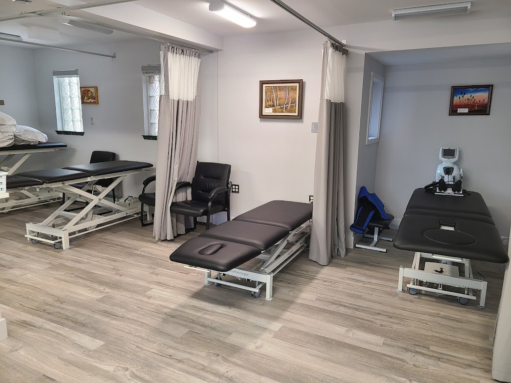 Physiocare Physiotherapy & Rehab Centre Westboro | 1399 Wellington St. W, Ottawa, ON K1Y 2X1, Canada | Phone: (613) 722-3769